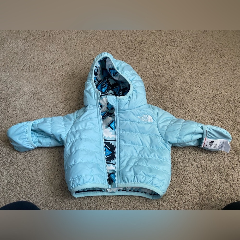 Brand “NWOT” 👶 Northface puffer jacket 🧥 0-3 months